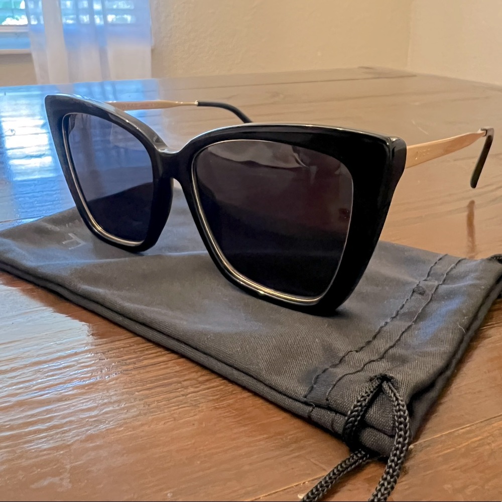 DIFF - Becky IV black and gold sunglasses